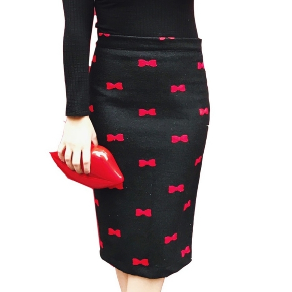 🆕️ PinUp Style Pencil Skirts with bow print - Picture 3 of 5